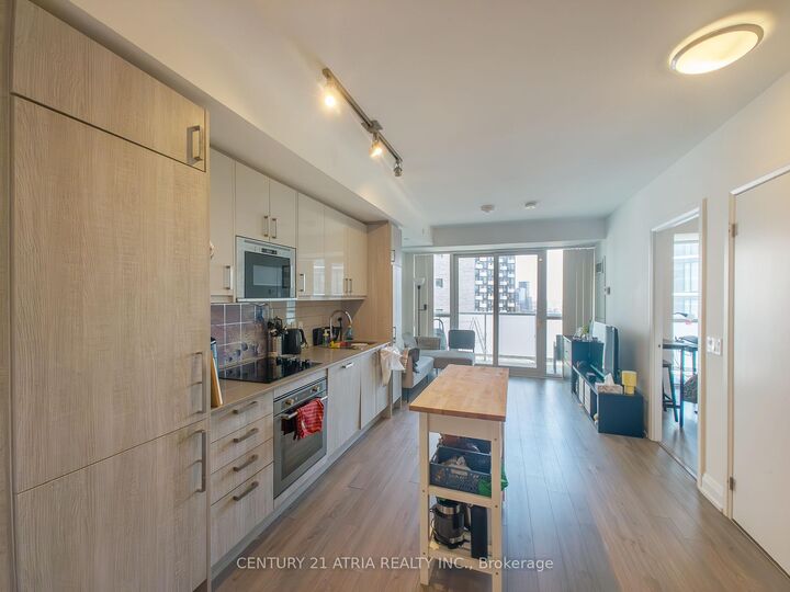 Property Photo:  77 Mutual Street 2403  ON M5B 0B9 
