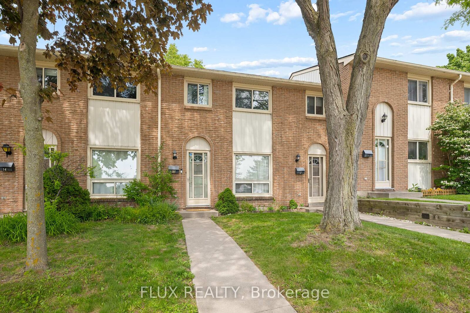 Property Photo:  165 Green Valley Drive 13  ON N2P 1K3 