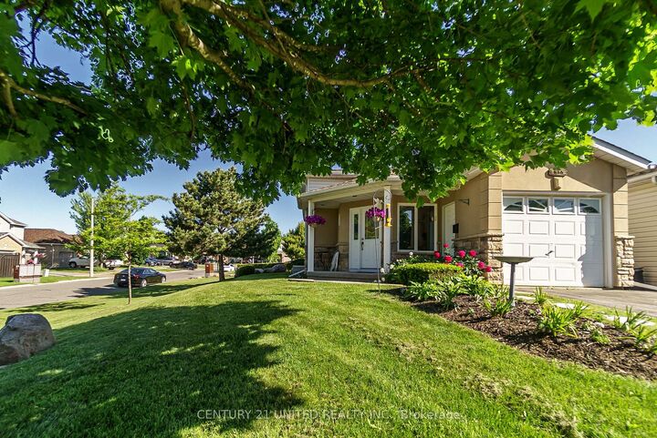 Property Photo: 626 Trailview Drive ON K9J 8P3