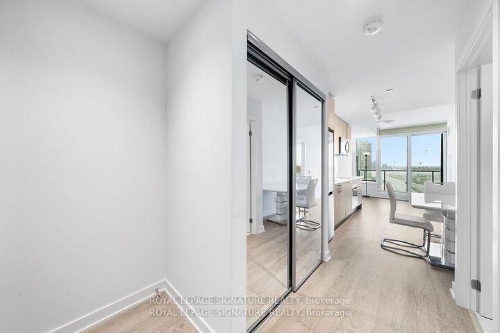 Property Photo: 1928 Lake Shore Boulevard W 2115 ON M6S 0B1