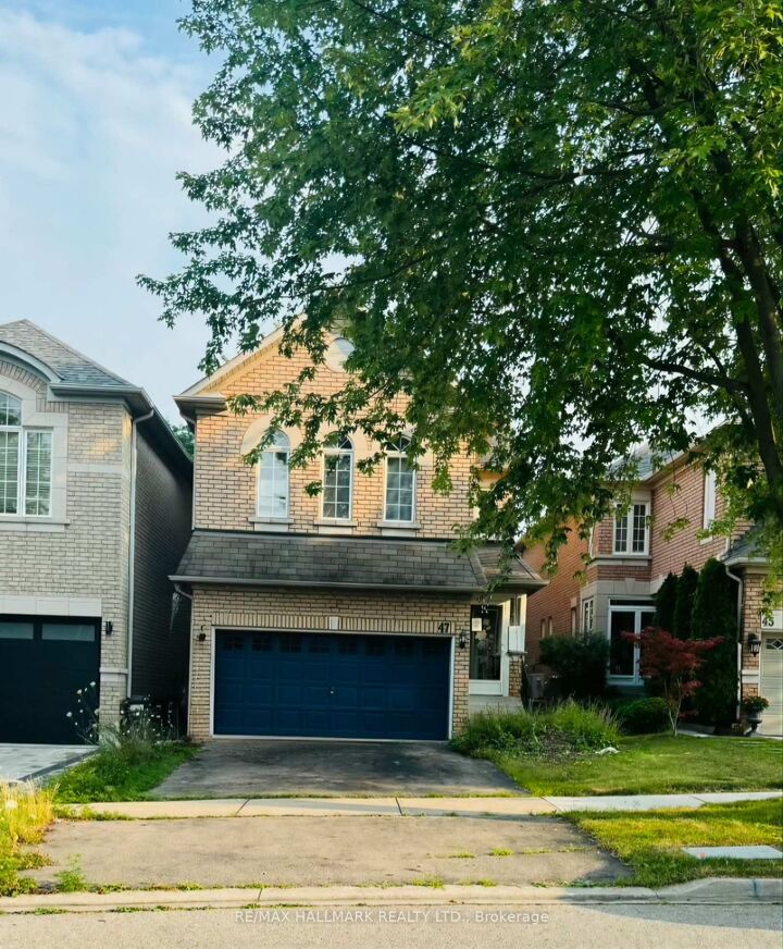 47 Futura Avenue — photo 1