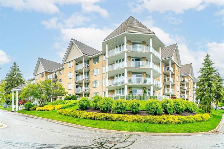Property Photo:  51 Rivermill Boulevard 404  ON K9V 6E8 
