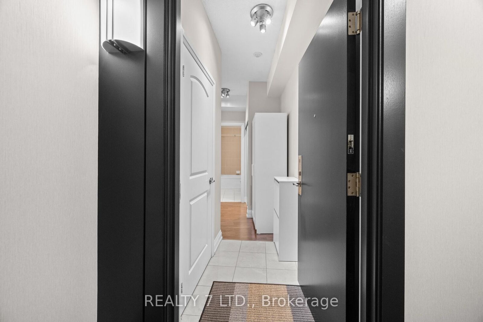 Property Photo:  1070 Sheppard Avenue W 323  ON M3J 0G8 