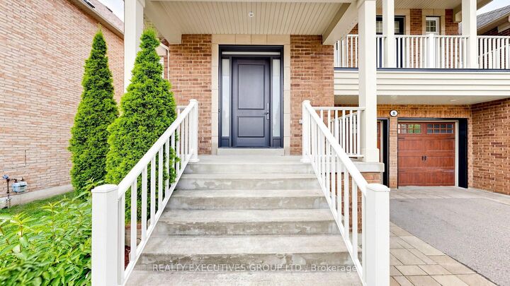 Property Photo:  8 Limelight Street  ON L3E 0P9 