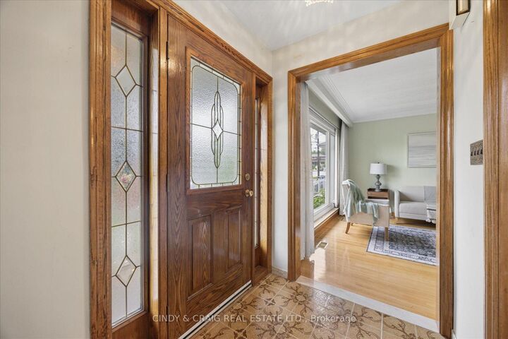 Property Photo:  75 Lochleven Drive  ON M1M 2E9 
