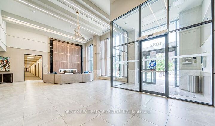 Property Photo: 4085 Parkside Village Drive 604 ON L5B 0K8