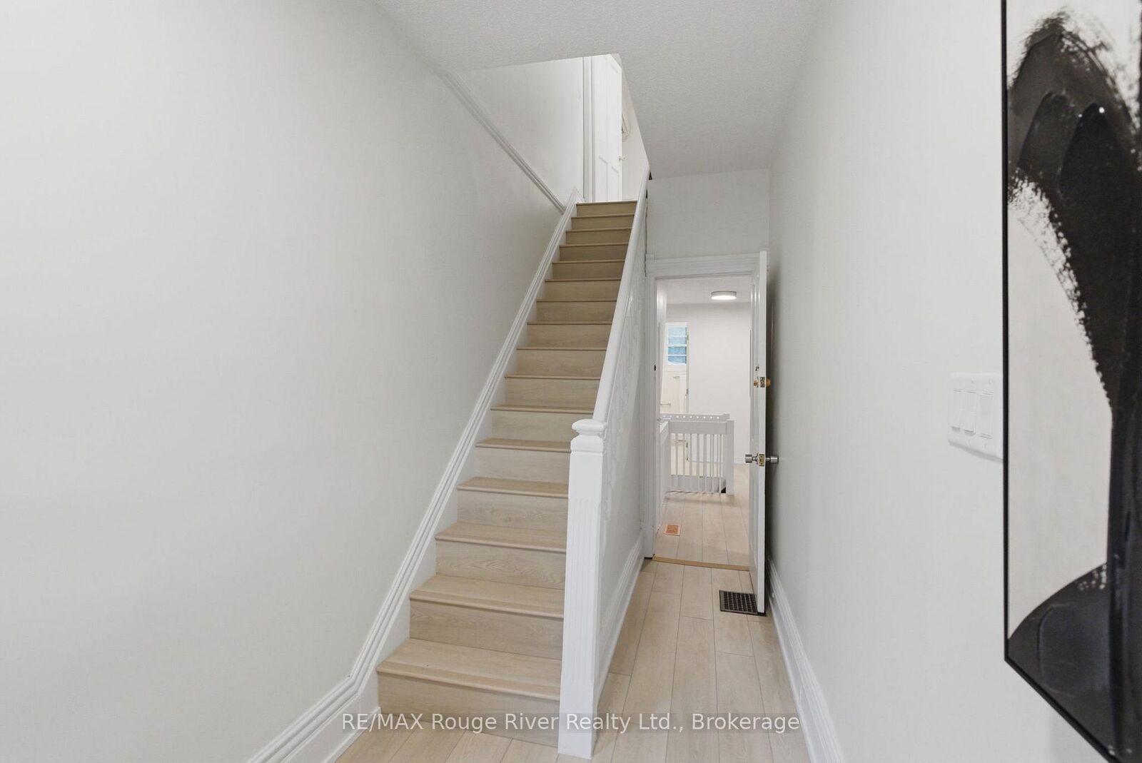 Property Photo: 7 Heyworth Crescent ON M4E 1T6