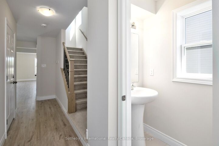 Property Photo:  83 Markdale Meadows Drive  ON N4L 0B4 