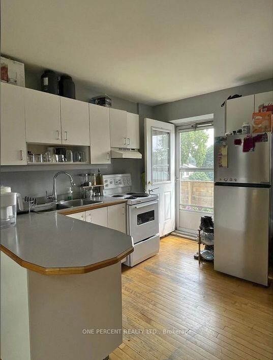 Property Photo:  546 Concession Street  ON L8V 1A9 