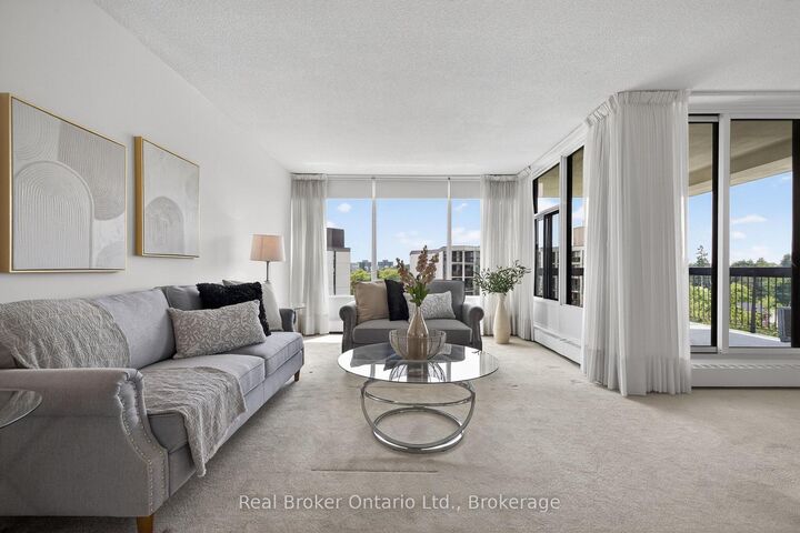 Property Photo: 23 Woodlawn Road E 811 ON N1H 7G6