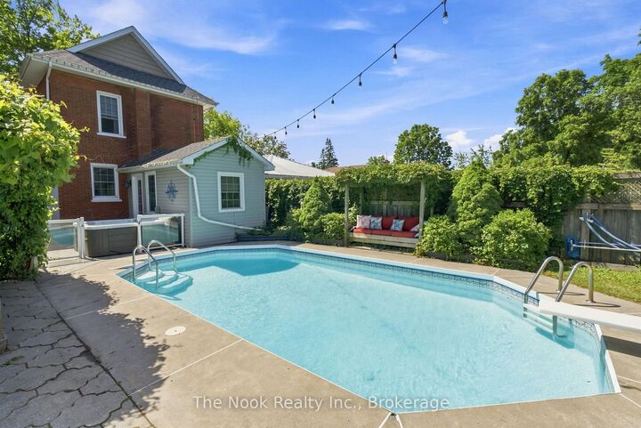 Property Photo:  264 Bennet Street  ON K9H 5B9 