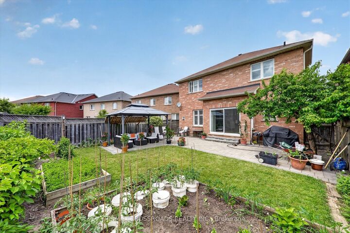 15 Sedore Street — photo 1