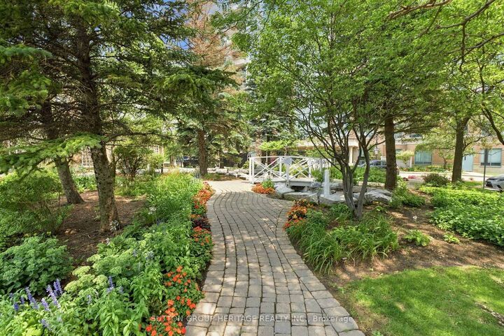 Property Photo: 125 Omni Drive 233 ON M1P 5A9