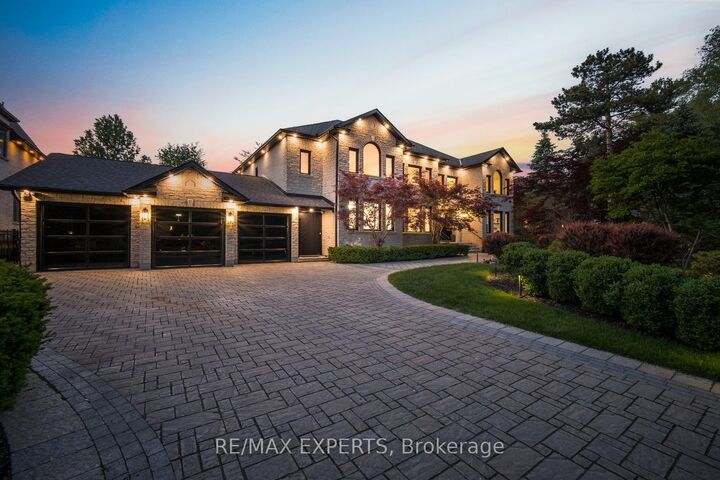 82 Westwood Lane — photo 1
