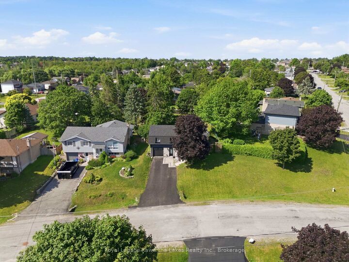 Property Photo: 449 William Street N ON K9V 0J5