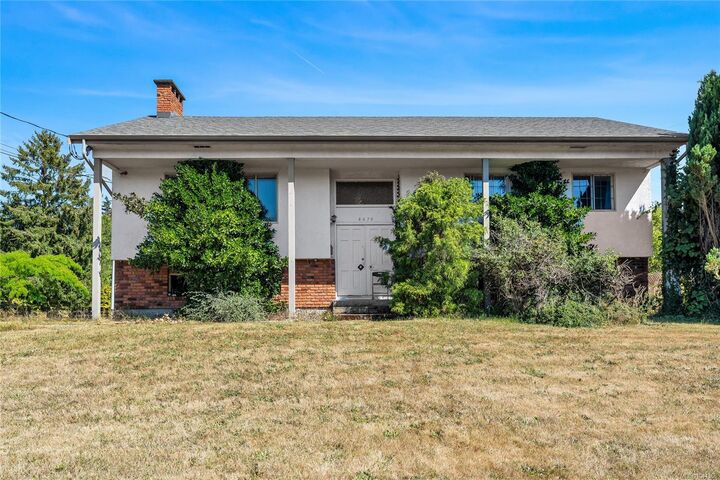 4479 Majestic Dr — photo 1