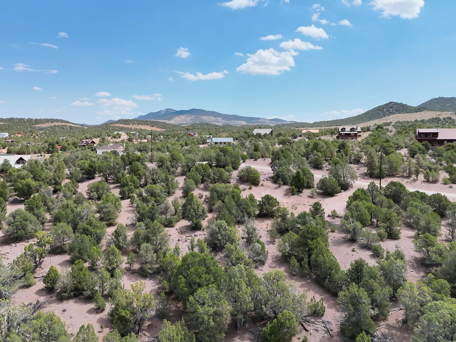 Property Photo: 4248 S Artifact Dr UT 84720