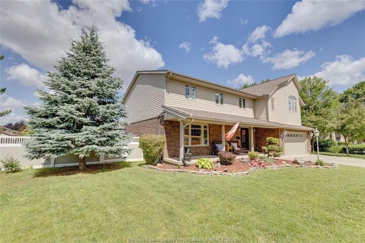 Property Photo: 503 Regent ON N8N 4B8