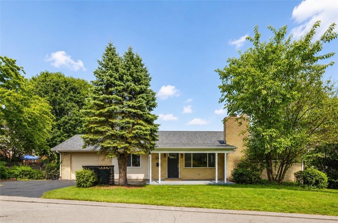 Property Photo: 128 Highview Ave PA 15229