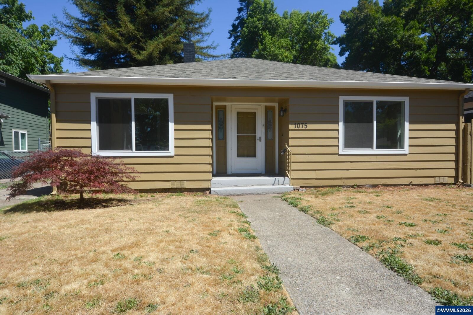 Property Photo: 1075 Shipping St NE OR 97301