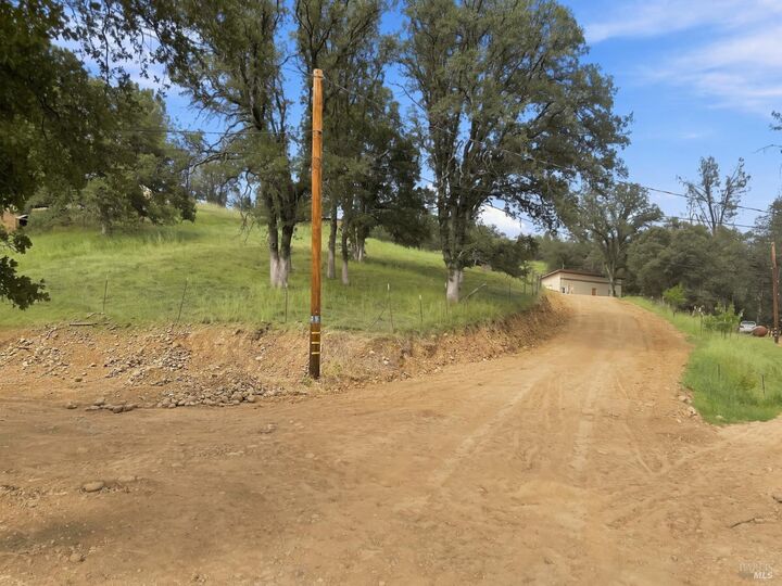 Property Photo:  1480 Kenyon Drive  CA 96001 