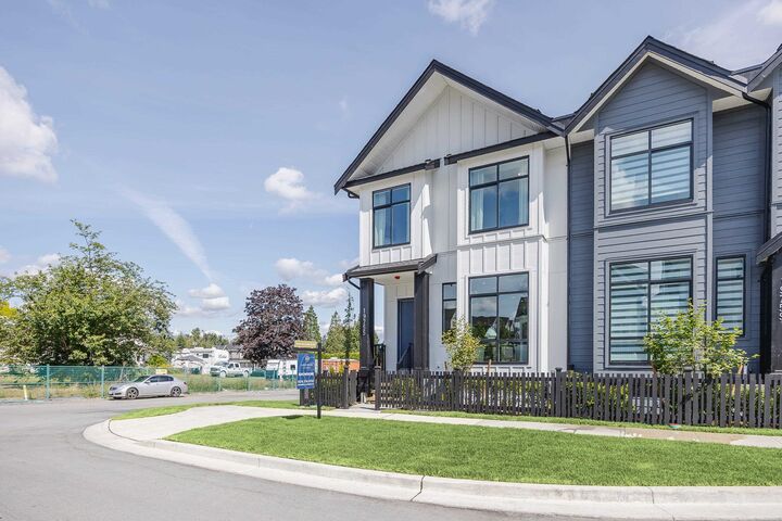 Property Photo: 19767 75B Avenue BC V2Y 1S1