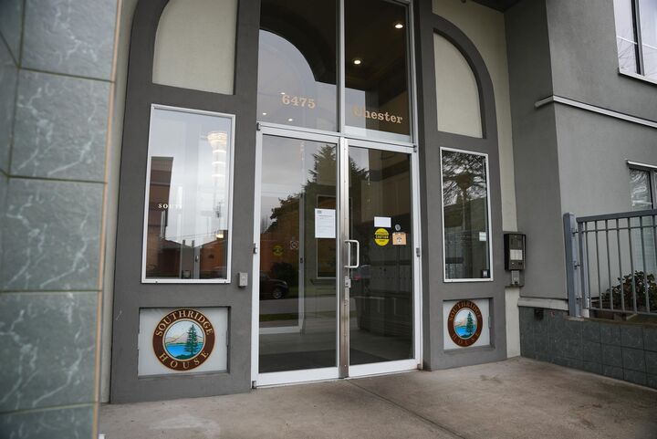 6475 E Chester Street 418 — photo 1