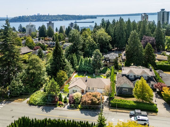Property Photo: 1924 Fulton Avenue BC V7V 1S9