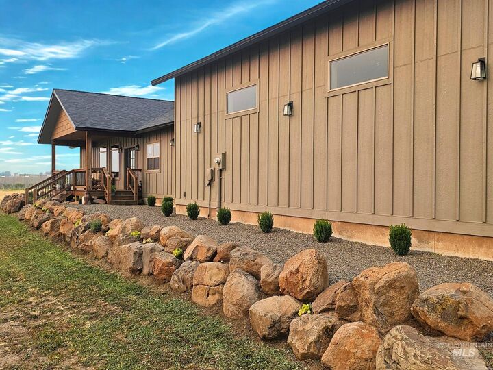 Property Photo:  2192 Hwy 95  ID 83612 