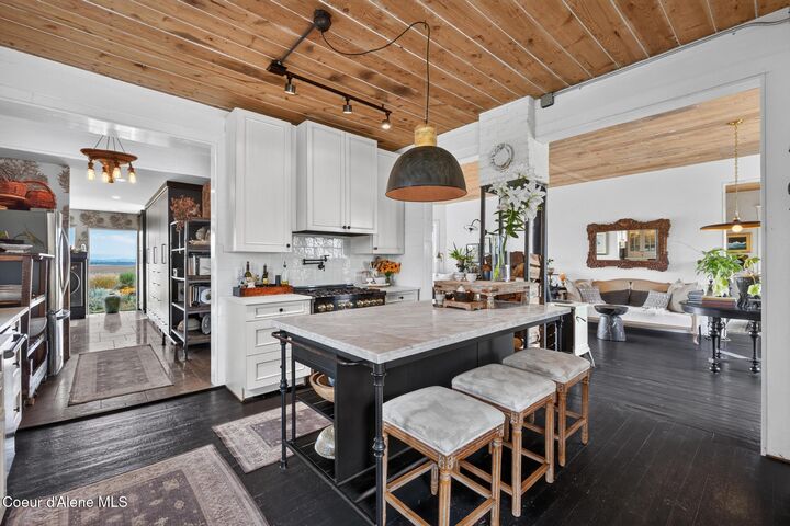Property Photo:  1611 Little Bear Ridge Rd  ID 83871 