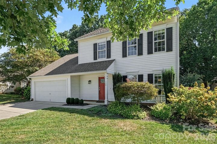 Property Photo:  138 Nahcotta Drive  NC 28115 