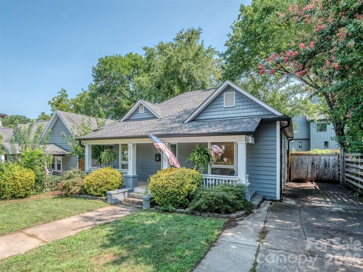 Property Photo:  1221 Kennon Street  NC 28205 
