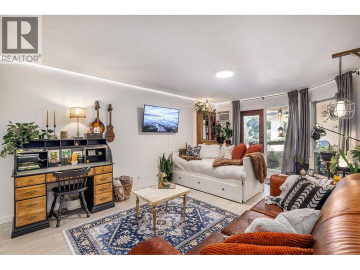 Property Photo: 709 Houghton Road 315 BC V1X 7J7