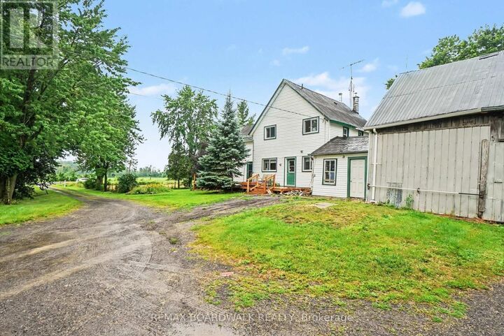 Property Photo:  11691 Hutt Road  ON K0E 1K0 