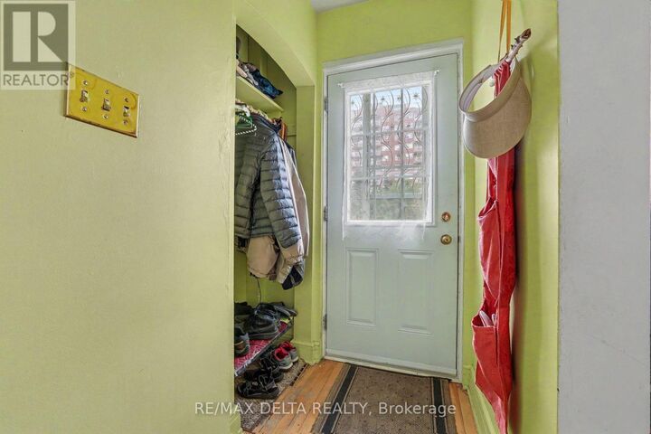 Property Photo: 831 Montreal Road ON K1K 0S9