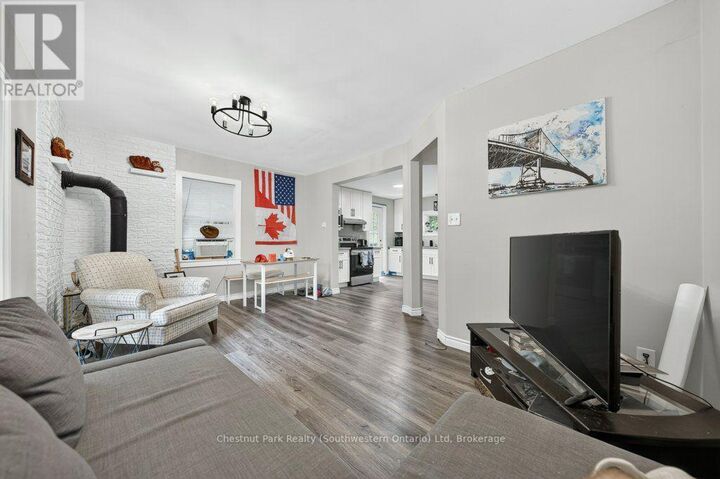 Property Photo: 274 Water Street ON N1G 1B7
