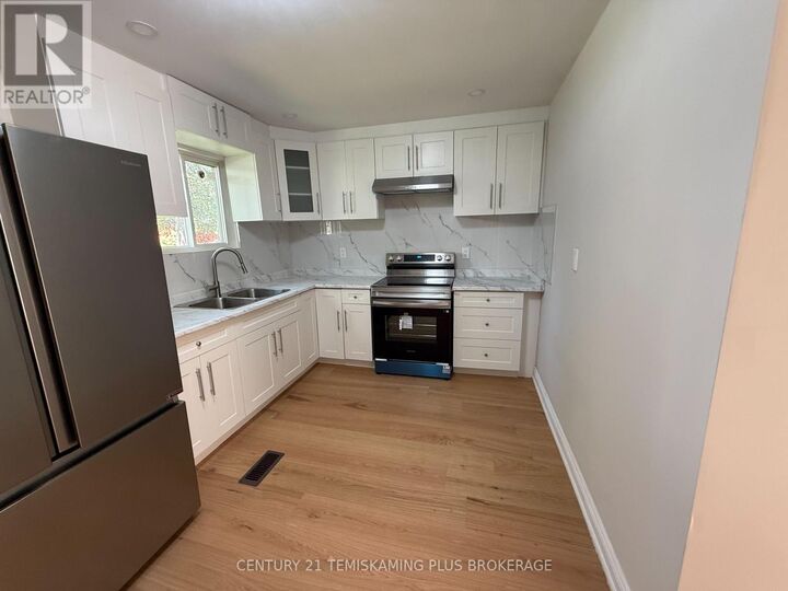 Property Photo: 3 Brown Avenue ON P2N 1L1