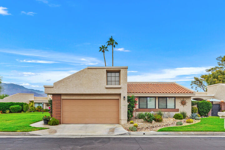 Property Photo: 35983 E Paseo Circulo E CA 92234