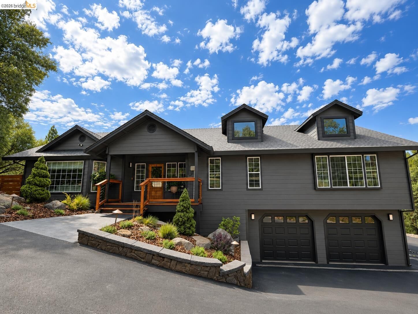Property Photo: 14535 Lake Vista Drive CA 95370