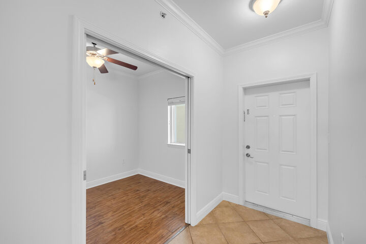 Property Photo: 2400 Grandiflora Boulevard E404 FL 32408