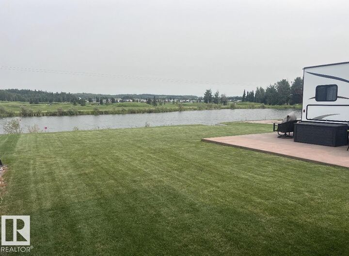 Property Photo:  53126 Rge Road 70 412  AB T0E 0E0 