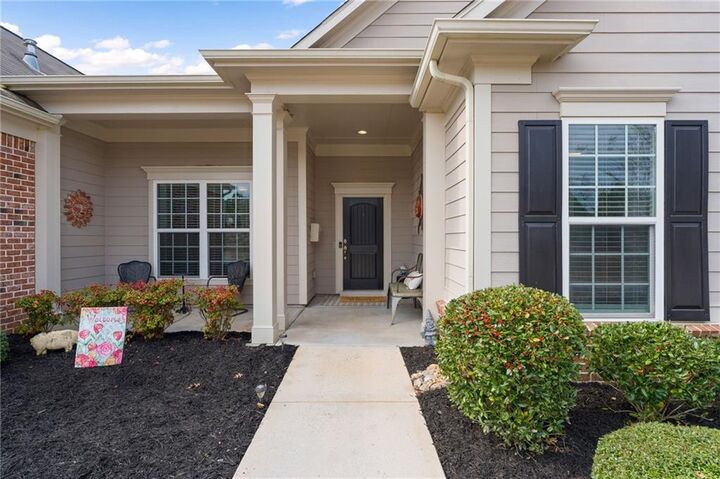 Property Photo:  113 Marigold Court  GA 30223 