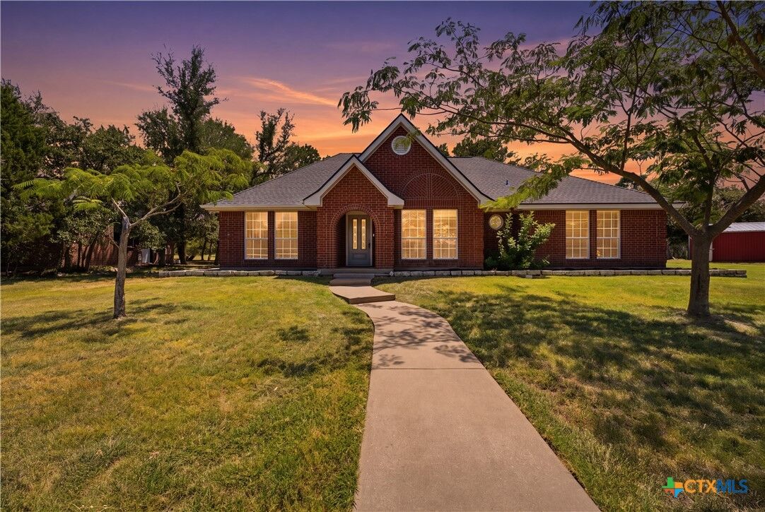 Property Photo: 8221 Mountain Drive TX 76571