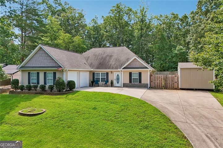 Property Photo: 7453 Dogwood Trail GA 30564