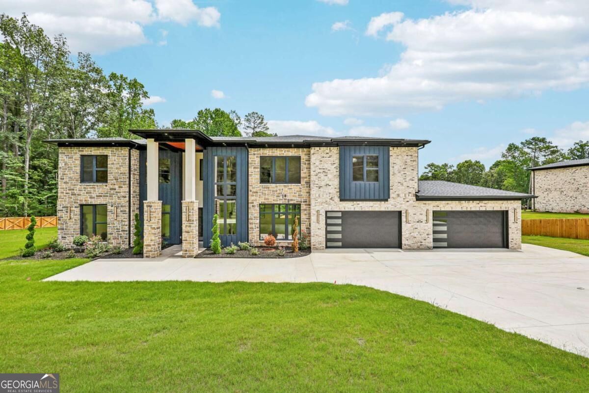 Property Photo: 1546 Ewing Chapel Road GA 30019