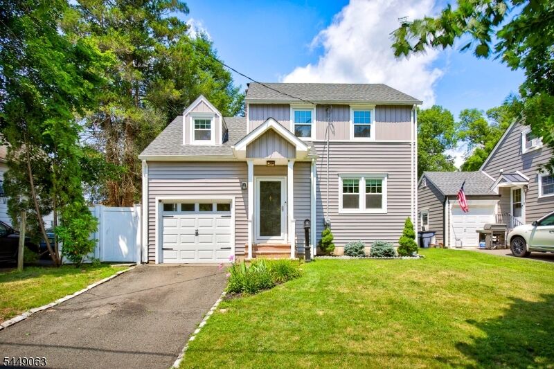 Property Photo:  45 Briant Pkwy  NJ 07901 