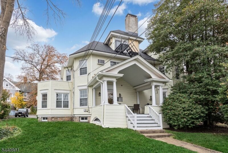 Property Photo:  7 Norwood Ave 1  NJ 07901 