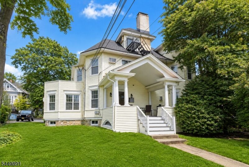 Property Photo: 7 Norwood Ave 1 NJ 07901