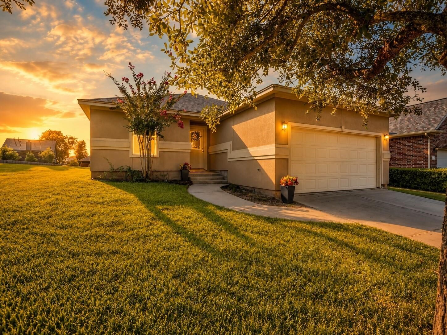 Property Photo: 106 Harbour Town Way TX 77356