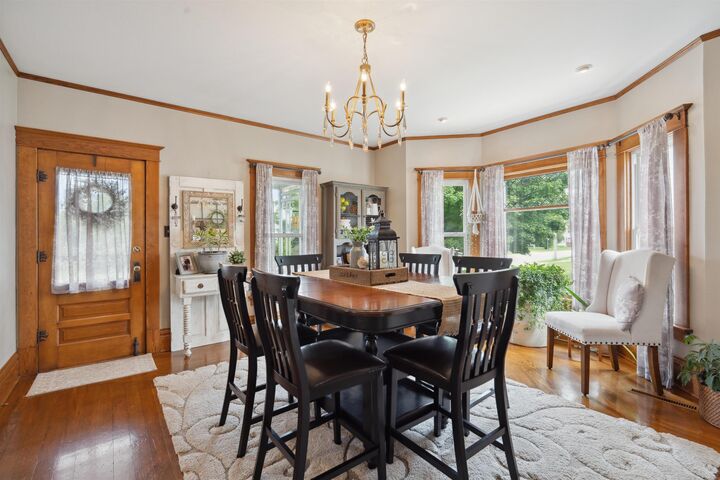 Property Photo:  411 Elkader Street  IA 52076 